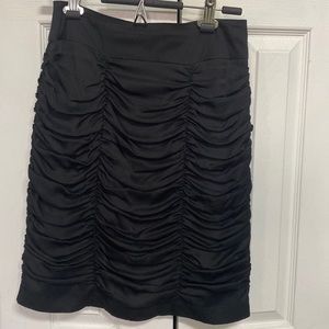 H&M black pencil skirt